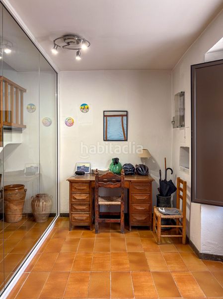 Foto bddd6489-f54e-490d-a151-1fa5315535ea. Casa adossada amb xemeneia calefacció a Quart