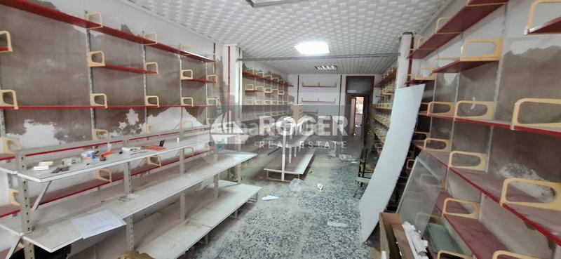Foto 5d8c2ebb-9313-448a-b62d-d17cfc1efa00. Alquiler local comercial en carrer sant tomàs 120 se alquila casa completa de 78 m planta en Benicasim / Benicàssim