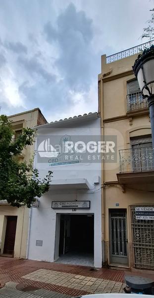 Foto 78d2e472-18dd-4320-a30b-3d7f32d582d3. Alquiler local comercial en carrer sant tomàs 120 se alquila casa completa de 78 m planta en Benicasim / Benicàssim