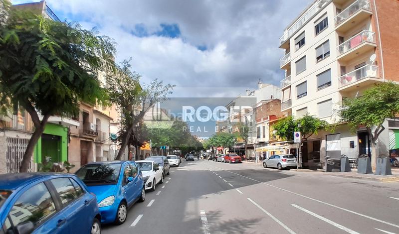 Foto 7d4d1dcc-1769-4f22-ae1b-3e9ca34c6a14. Alquiler local comercial en carrer sant tomàs 120 se alquila casa completa de 78 m planta en Benicasim / Benicàssim
