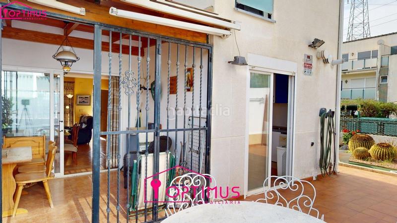 Foto fe134019-c3c0-4da3-a60d-0aa6e3e432ea. Chalet con riscaldamento parcheggio piscina in Mas Camarena Bétera