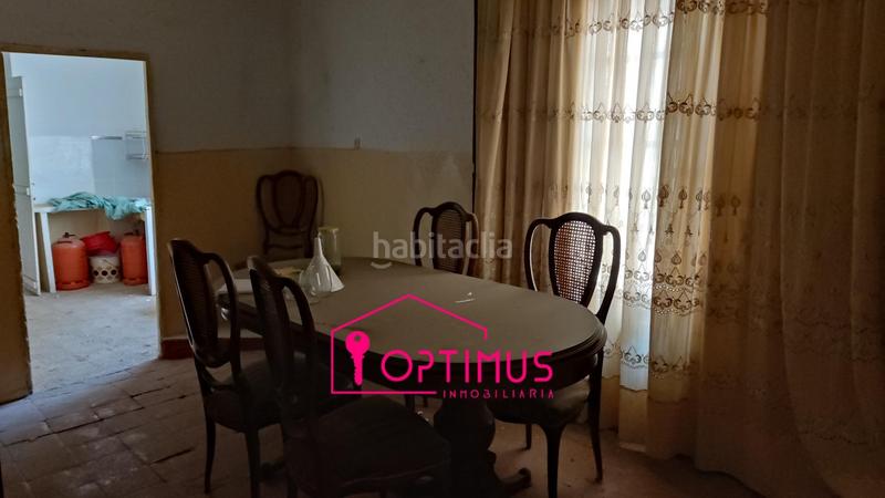 Foto f40a7f9b-cd69-4052-b912-722b2450a712. Edifici a Segorbe