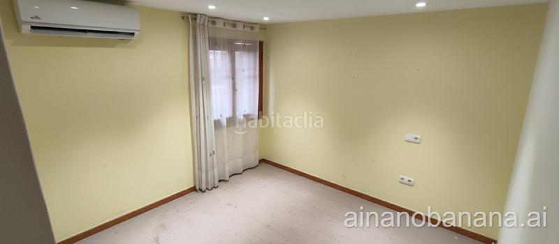 Foto 4f2cbbef-bea9-49c5-8242-1a48ab2b8471. Reihenhaus in Jarafuel