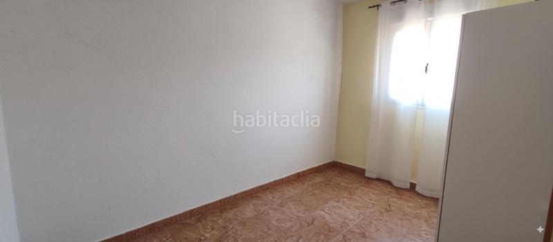 Foto 9dd0dd94-2706-46e3-a111-3560fe373d69. Reihenhaus in Jarafuel