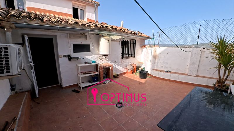 Foto bb0eaf1c-9660-4b2b-9ac4-5913613fa339. Casa adossada a Jarafuel