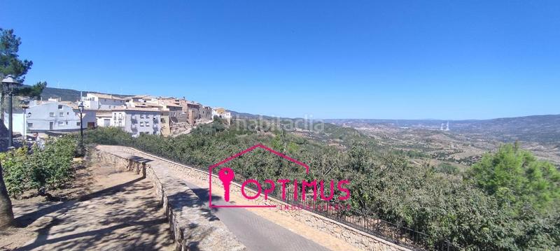 Foto c03c8c2e-5c16-42b7-a968-24a2f3a04f4b. Reihenhaus in Jarafuel