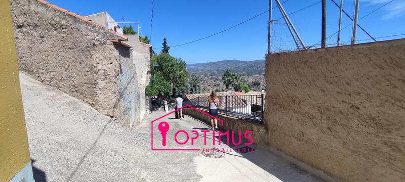 Foto ca5000a9-99d3-48cc-8c4c-d14581147ad5. Reihenhaus in Jarafuel