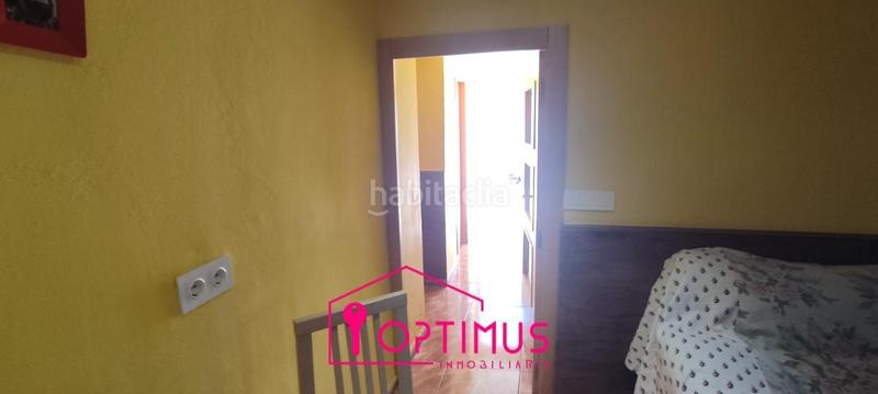 Foto ed0a822c-9ce0-4768-9bd6-c9a372211c65. Reihenhaus in Jarafuel