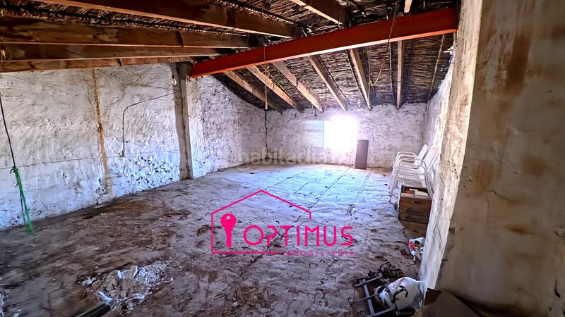 Foto 9398ac0e-fa44-4cc7-b99e-58c4e2a89c15. Casa adossada a Turís