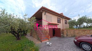 Xalet a Godelleta. Chalet independiente en venta en godelleta