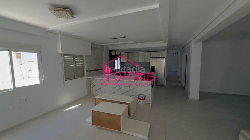 Foto 40290e71-0c0f-4ff3-bc38-1b5b2282c6fd. Chalet ? impresionante chalet con gran parcela, piscina y muchísimo potencial / montserrat ? en Turís