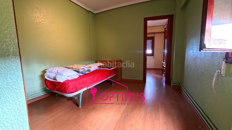 Foto be6f23e7-0db9-48fe-9a06-ae468e648ea8. Xalet amb aparcament a Turís