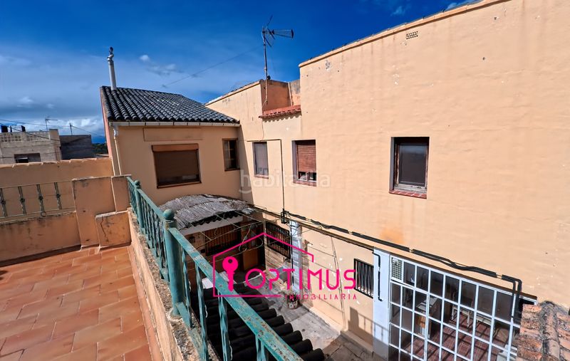 Foto ce0dcb95-50a1-4901-a283-778a2180251c. Xalet amb aparcament a Turís