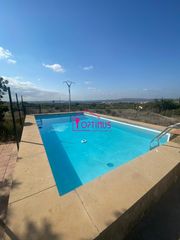 Chalet  Cami dels carasols 118. Chalet independiente con piscina y parcela de 5.447 m²
