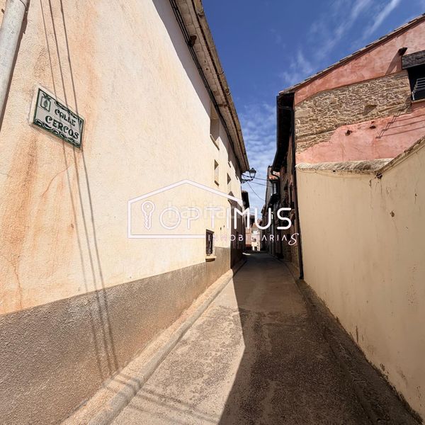 Foto baa08282-d71f-479b-a9e5-a530fe9fd91e. Masia a calle del planillo 9 a Valbona