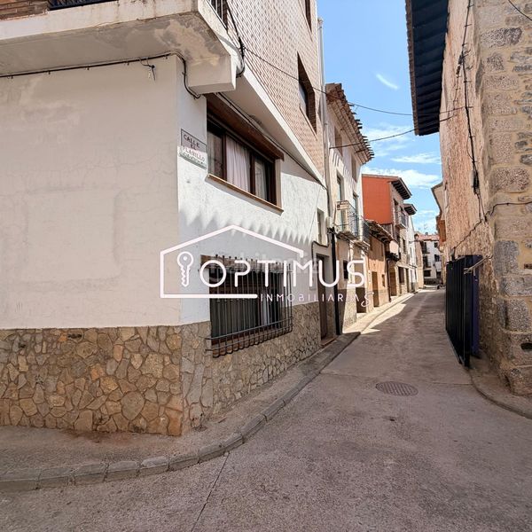 Foto e7528322-6a1f-4942-b160-d33f046e66b3. Masia a calle del planillo 9 a Valbona