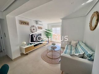 Lloguer Apartament a Carrer d'eivissa 30. Piso en playa del perelló