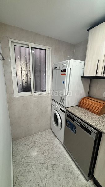 Foto 6b0d93ec-ff12-4c26-8e5f-7992c24a3e56. Apartament amb piscina a Playamar - Benyamina Torremolinos