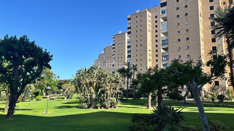 Foto 0968b1fa-a0f9-4031-bbb8-bd5493207e51. Apartament amb calefacció piscina a Playamar - Benyamina Torremolinos