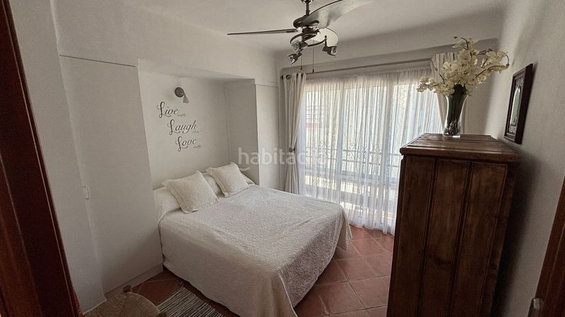 Foto abbe82c2-add5-4782-bf24-3cc2af58ff9c. Apartament amb calefacció piscina a Playamar - Benyamina Torremolinos