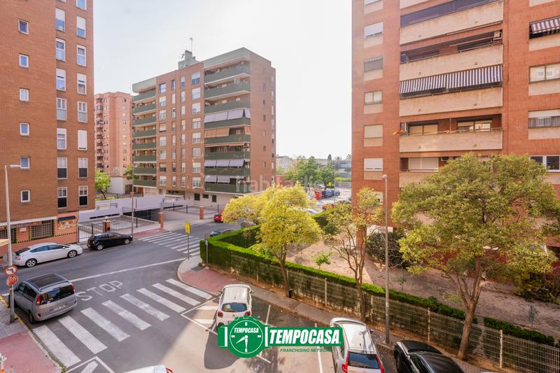 Foto ca7d7c7f-784c-42fe-84cf-c4bb0920d105. Pis a carrer d'almàssera 3 a Terramelar Paterna