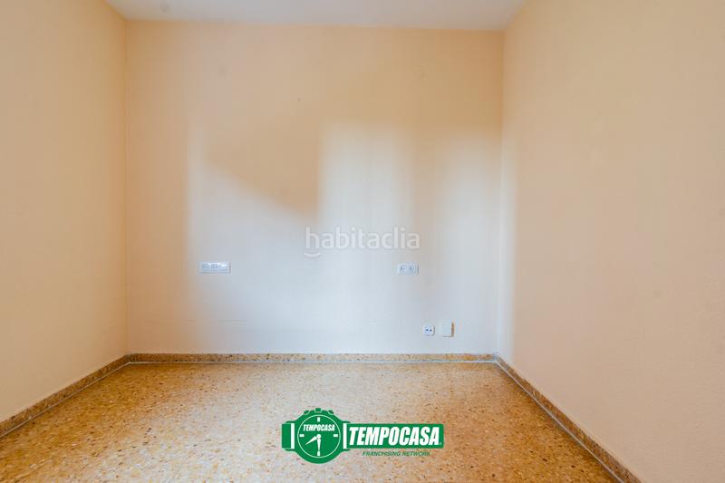 Foto e8c482f7-397f-4edc-b723-bcaaeec604a2. Pis a carrer d'almàssera 3 a Terramelar Paterna