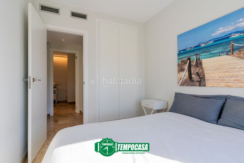Foto 04c92755-fbe7-47b3-8048-3bfc32c8a1b1. Pis amb xemeneia calefacció aparcament a Mestalla Valencia