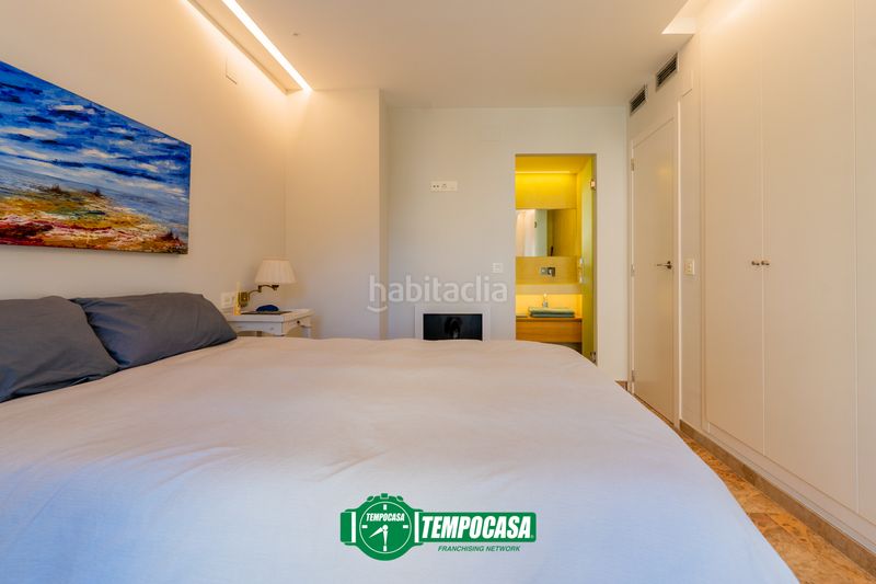 Foto 29264466-fe36-4d9d-9aab-62f05ae7d0c8. Pis amb xemeneia calefacció aparcament a Mestalla Valencia