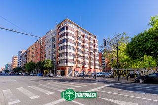 Pis a Avinguda del Port