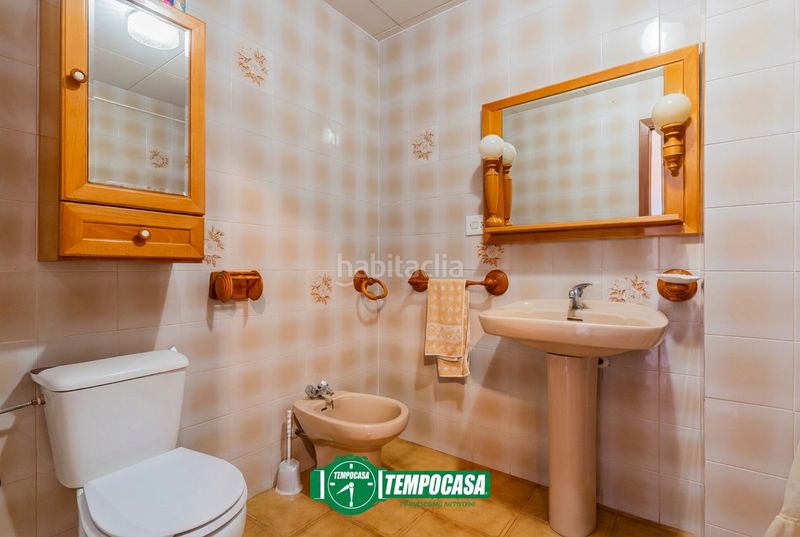 Foto d882de43-52fe-4976-9f99-45d210bc942c. Casa amb xemeneia calefacció a Llombai
