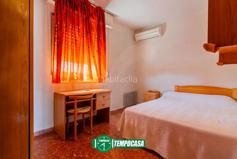 Foto df2bcf9d-260b-476e-87fd-b88b8f8c55fd. Casa amb xemeneia calefacció a Llombai