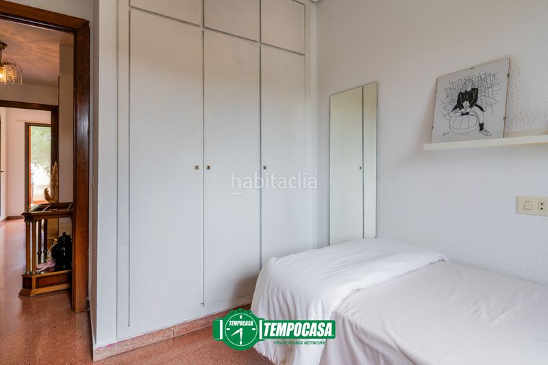 Foto 693d0fdf-66c0-4ada-b49c-1989074934b5. Casa adossada amb aparcament a Godella