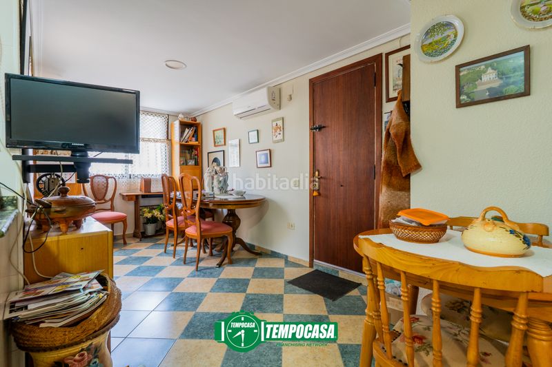 Foto 93ca5557-3856-423c-b104-0444891c599f. Casa adossada amb aparcament a Godella