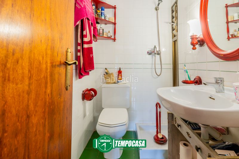 Foto d55129cd-841b-4dcc-b6a3-16bfd383e23a. Casa adossada amb aparcament a Godella