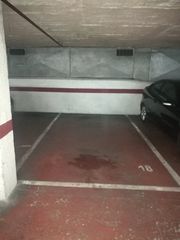 Lloguer Aparcament cotxe a Carrer del bruc 166. Plaza para coche mediano, diagonal/bruc.