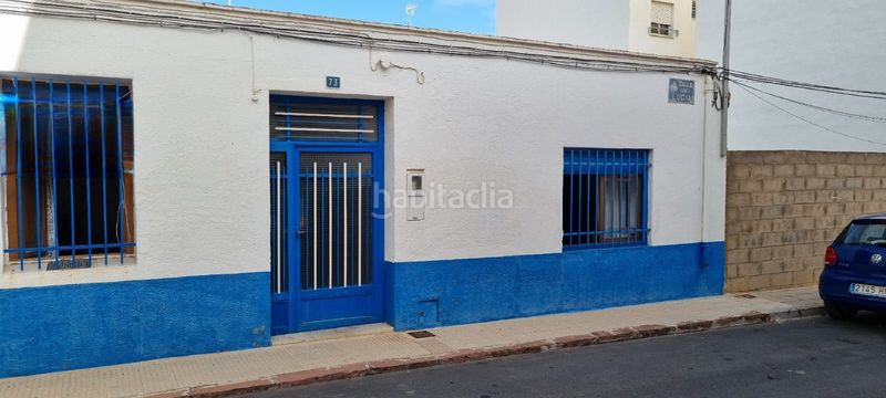 Foto f8349e0b-ca5f-48a2-b577-4f90a40a97d0. Maison avec parking dans Torreblanca