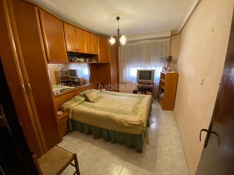 Foto a62b1309-5d79-4fb4-afe7-8ae9da8a1f30. Pis a Centro Santurtzi