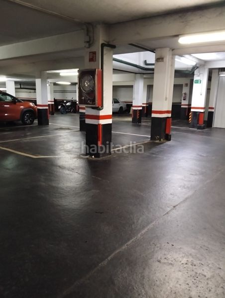 Foto 93097bc3-9028-4c20-ba77-7deb88622506. Car parking in Mamariga Santurtzi