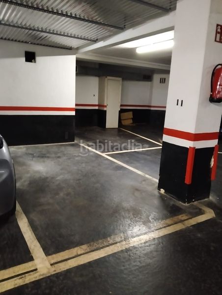 Foto b96484e6-d146-4a12-a929-4b8eee2b3c99. Car parking in Mamariga Santurtzi