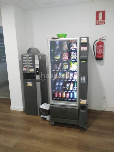 Foto bc3da502-927c-4607-9a51-d45ce76a25f8. Miete büro in Centro Cáceres