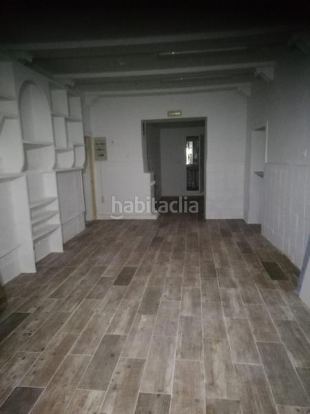 Foto 79dc5bad-9e02-40f6-9515-9406065dfe59. Alquiler local comercial se alquila local comercial en la parte antigua en Cáceres