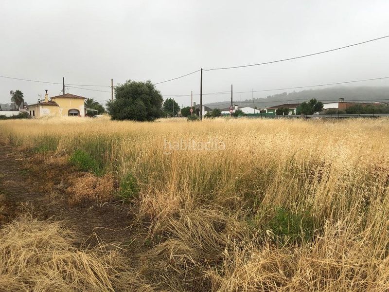 Foto bd6e8296-4881-45d9-8de4-04b663d4258c. Terreny residencial a Alcuéscar