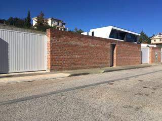 Terrain résidentiel à Sierra de Fuentes. Oportunidad! venta parcela urbana preparada para edificar sierra