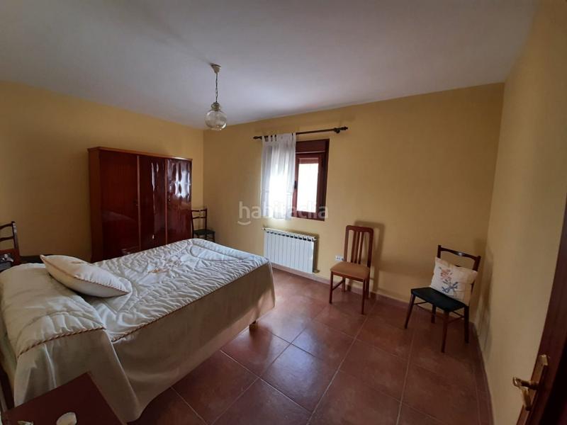 Foto 1c13ea47-c928-42c9-bca4-87653be218dd. Xalet amb calefacció aparcament piscina a Malpartida de Cáceres