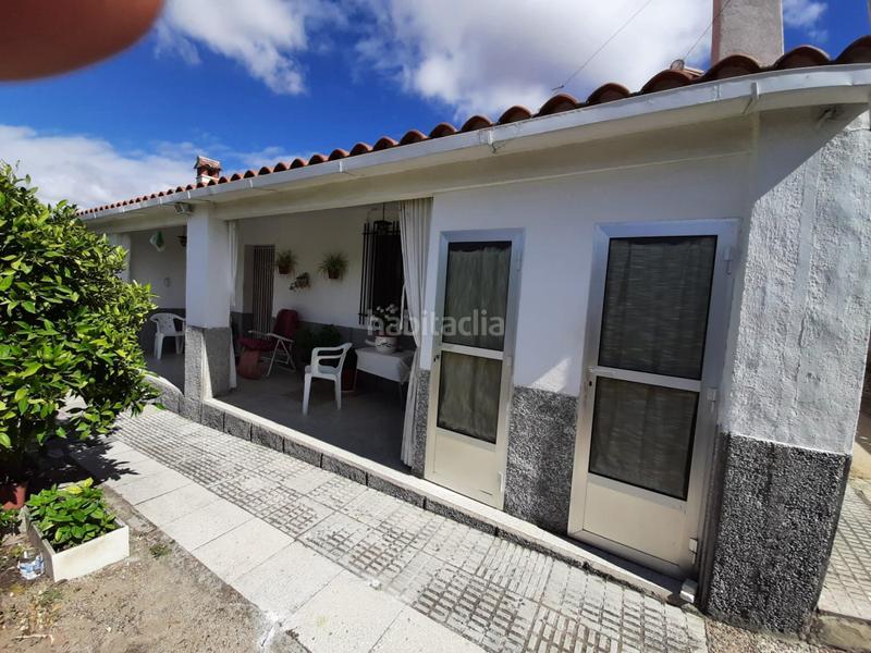 Foto 2346c2a7-ed64-4528-9198-d58b388cdacd. Xalet amb calefacció aparcament piscina a Malpartida de Cáceres