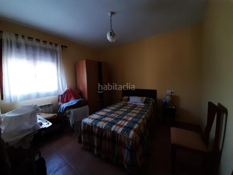 Foto 4c3838ab-d0df-464e-8ab1-4eff902ed2ec. Xalet amb calefacció aparcament piscina a Malpartida de Cáceres