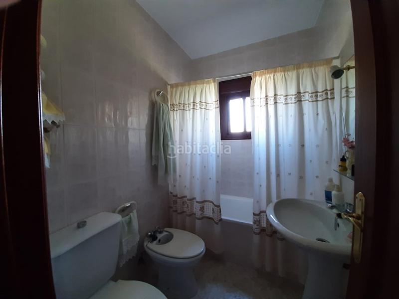 Foto 4dff5fae-0131-4c1c-bec4-8a55d69b2b89. Xalet amb calefacció aparcament piscina a Malpartida de Cáceres