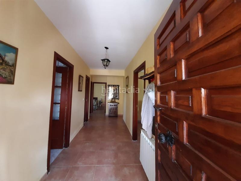 Foto 68cd3f15-fc82-4f74-8de4-9de5a68a423e. Xalet amb calefacció aparcament piscina a Malpartida de Cáceres