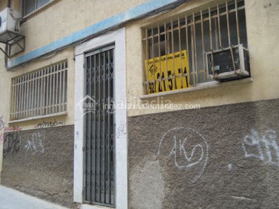 Foto 5f80ce96-e840-4775-9af7-9b6d8d24894c. Local comercial a Centro Cáceres