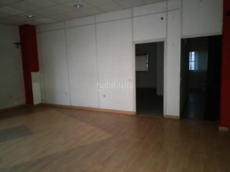 Foto 6e5acada-1e18-4cd4-aea4-6cd9beee4e43. Alquiler local comercial en Centro Cáceres